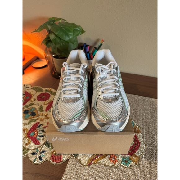 Asics GT-2160 Miami Dolphins White Metallic Silver Aqua Blue Orange 1203A275 108 - Picture 3 of 9